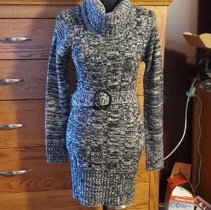 Sweater dress with belt